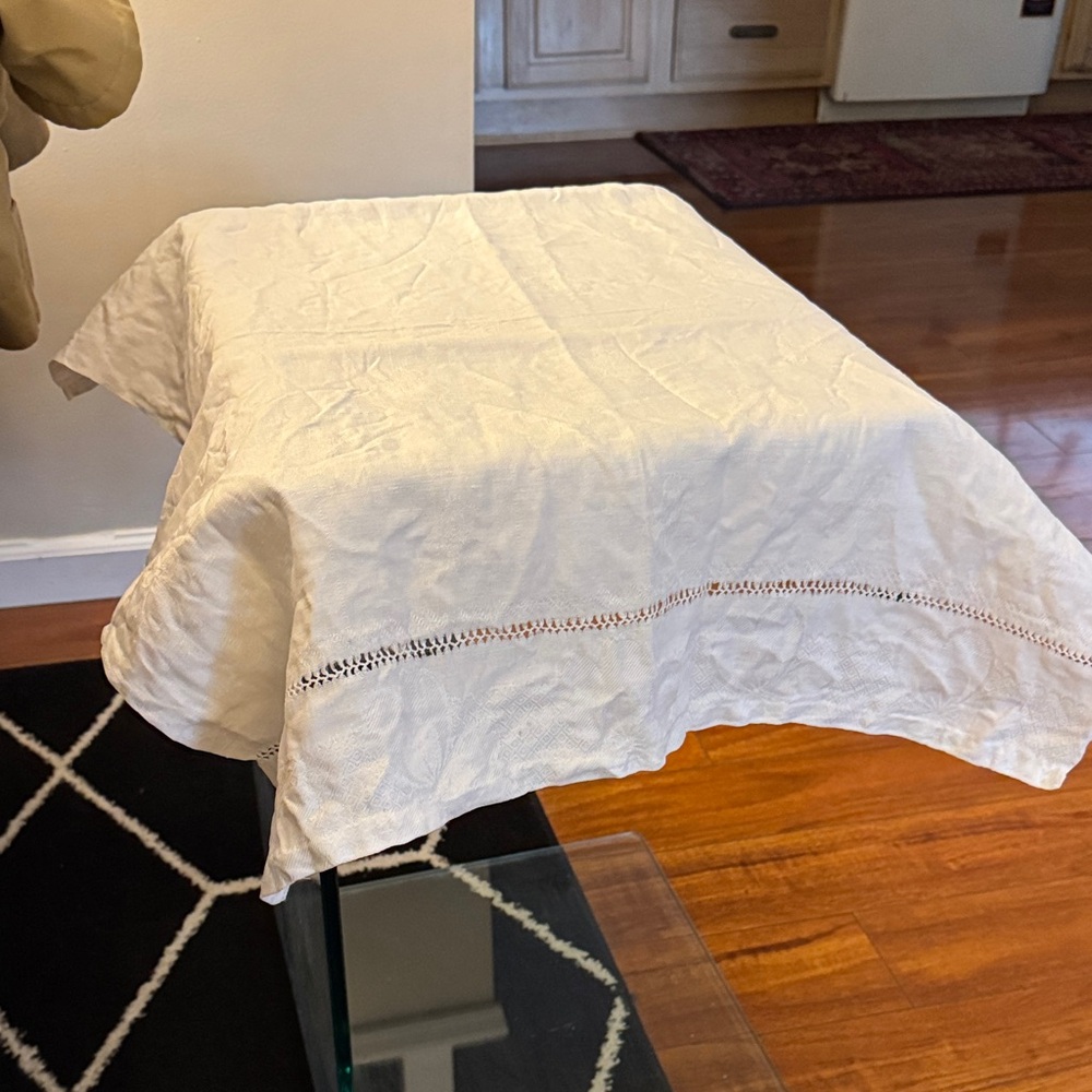 Elegant Cream Tablecloth for small bistro or side table.